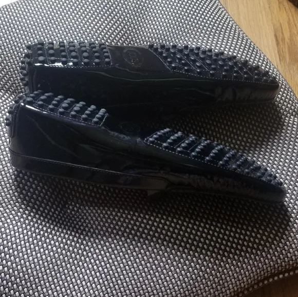 NWOT- Tods Patent Leather Gommini